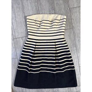 Trina Turk Size 6 Strapless Dress in Ivory and Black